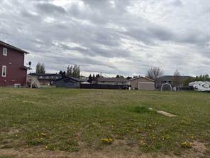 4424 51 Avenue, Hardisty, Alberta T0B 1V0