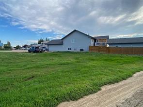 79 Upland Manor W, Brooks, Alberta T1R 1P9