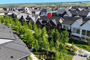 90 Treeline Gardens SW, Calgary, Alberta T2Y 0W6