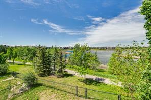 248 Copperpond Circle SE, Calgary, Alberta T2Z 0R3