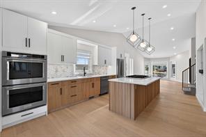 42 Sunvista Crescent SE, Calgary, Alberta T2X 3G2