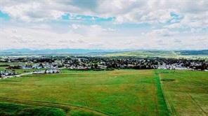 500 4 Avenue SE, Diamond Valley, Alberta T0L 1H0