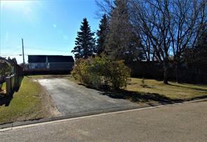 609 3rd Avenue NW, Slave Lake, Alberta T0G 2A1