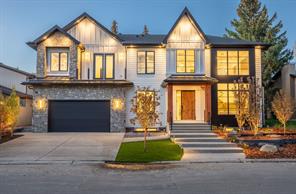 620 Varsity Estates Crescent NW, Calgary, Alberta T3B 3C3