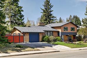 3811 24 Street NW, Calgary, Alberta T2L 0Y8