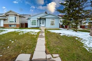 356 Falmere Road NE, Calgary, Alberta T3J2Z4