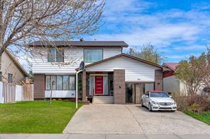 316 Templeton Circle NE, Calgary, Alberta T1Y 3Z2
