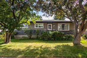 2816 24 Street NW, Calgary, Alberta T2M 3Z3