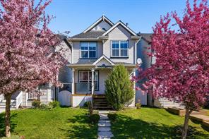 80 Prestwick Bay SE, Calgary, Alberta T2Z 4S4