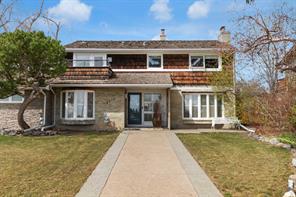 4615 14A Street SW, Calgary, Alberta T2T 3Y4