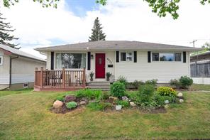 4027 19 Street NW, Calgary, Alberta T2L 2B7