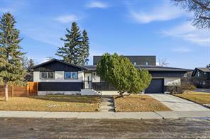 2004 18 Street NW, Calgary, Alberta T2M 3T1