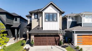 322 Creekstone Way SW, Calgary, Alberta T2X 4E3