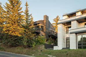 618 10 Street NE, Calgary, Alberta T2E 4M9