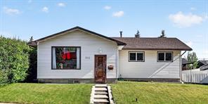 912 Stonehaven Road SW, Calgary, Alberta T2W 0P6