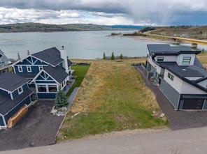 403 Cottageclub Grove, Rural Rocky View County, Alberta T4C1B1