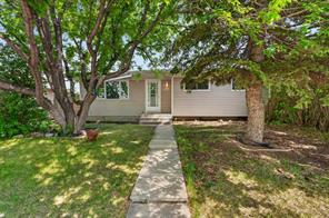 1632 Robson Crescent SE, Calgary, Alberta T2A 1Y7