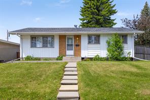 1307 Radisson Drive SE, Calgary, Alberta T2A 1Z3