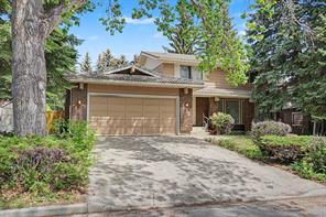 1032 Varsity Estates Drive NW, Calgary, Alberta T3B 3B2