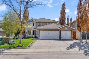 33 Edgevalley Way NW, Calgary, Alberta T3A 4X7