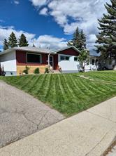 126 Springwood Drive SW, Calgary, Alberta T2W 0K5