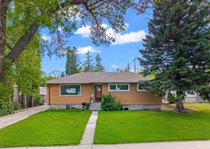 1207 40 Avenue NW, Calgary, Alberta T2K 0G3