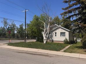 458 34 Avenue NW, Calgary, Alberta T2K0B8