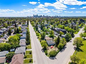 2747 Morley Trail NW, Calgary, Alberta T2M 4G7