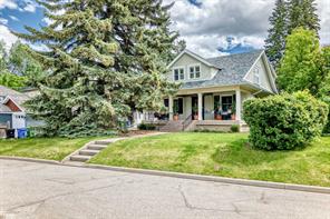 4112 8 Street SW, Calgary, Alberta T2S 2N9