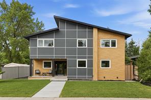 349 Capri Avenue NW, Calgary, Alberta T2L 0J5
