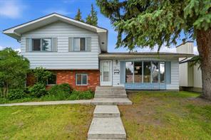 442 Queensland Place SE, Calgary, Alberta T2J 5C9