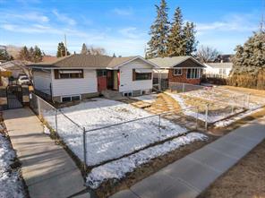 1527 46 Street SE, Calgary, Alberta T2A 1N7