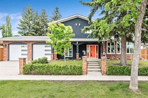263 Silvergrove Place NW, Calgary, Alberta T3B 4T5