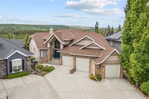 13 Discovery Rise SW, Calgary, Alberta T3H 4N6