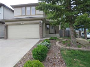 35 Panamount View NW, Calgary, Alberta T3K 0A6