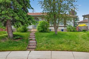 35 Penworth Place SE, Calgary, Alberta T2A4G4
