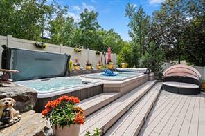 11 Aspen Cliff Place SW, Calgary, Alberta T3H 0M1