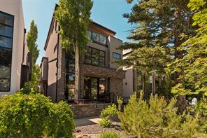 3923 15A Street SW, Calgary, Alberta T2T 4C8