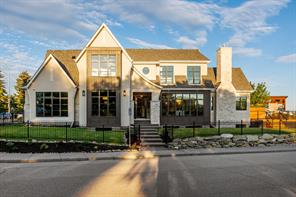 2920 Toronto Crescent NW, Calgary, Alberta T2N 3W2
