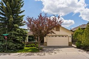 5 Sienna Hills Court SW, Calgary, Alberta T3H 2W3