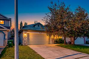 236 Covepark Close NE, Calgary, Alberta T3K 5R3
