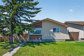 359 Maitland Crescent NE, Calgary, Alberta T2A 5T6