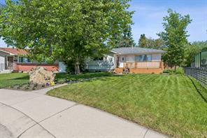 9403 Abbott Place SE, Calgary, Alberta t2j0z7