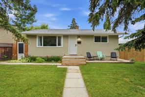 3732 45 Street SW, Calgary, Alberta T3E 3V4