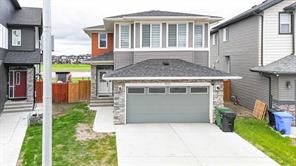 915 Corner Meadows Way NE, Calgary, Alberta T3N2C2