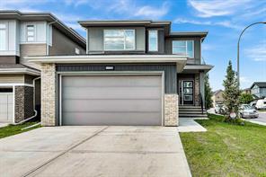 300 Walgrove Boulevard SE, Calgary, Alberta T2X4C8