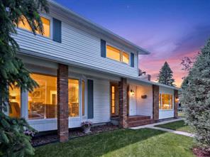 10723 Maplebend Drive SE, Calgary, Alberta T2J 1X3