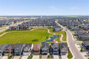 195 Evansfield Close NW, Calgary, Alberta T3P 1V7