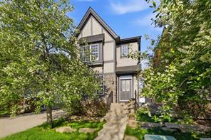 122 Ypres Green SW, Calgary, Alberta T2T 6M1