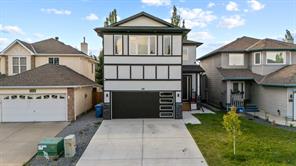 136 Douglas Ridge Green SE, Calgary, Alberta T2Z 2T3